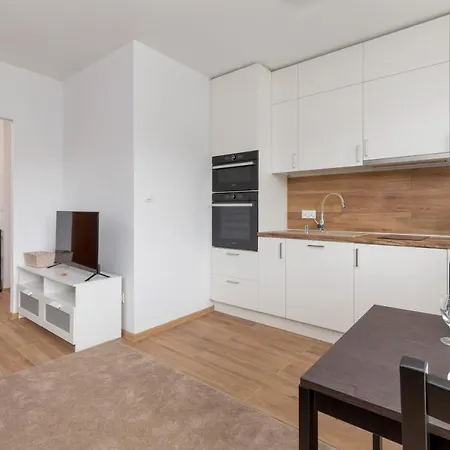 Апартаменты Norwida Studio With Balcony Overlooking The Sea By Renters Гдыня