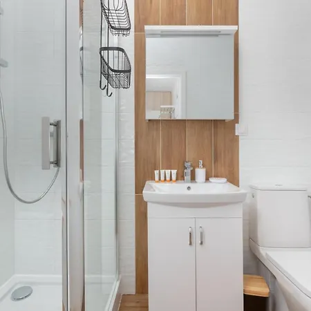 Daire Norwida Studio With Balcony Overlooking The Sea By Renters